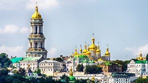 Монахи УПЦ Московского патриархата отказались покидать Киево-Печерскую лавру